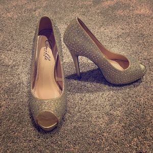 Camille La Vie Gold Pumps